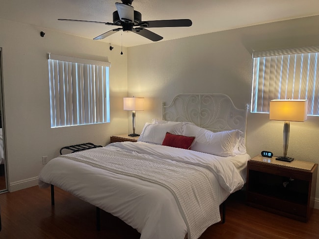 5150 S Jones Blvd unit 205, Las Vegas, NV 89118 - photo 7