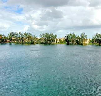 9915 W Okeechobee Rd, Hialeah Gardens, FL 33016