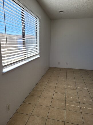 1928 Lirio Way Unit C, Las Vegas, NV 89108