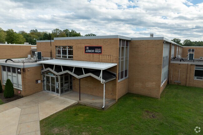 Howland Middle School