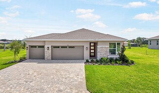 9176 Players Dr, Weeki Wachee, FL 34613