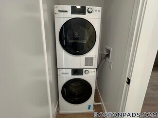 199 Gardner St Unit 415, Boston, MA 02132