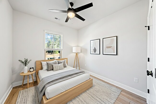 2741 Louis Cir, Crestview, FL 32536 - photo 6