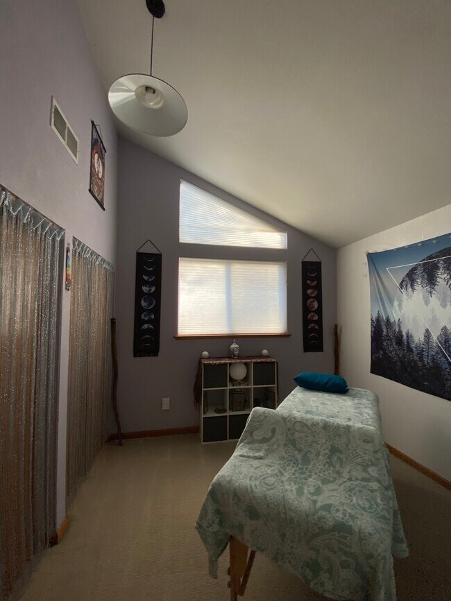 6115 Placer Rd unit E, Igo, CA 96047 - photo 3