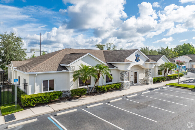 Christian Crossings Academy has a student-teacher ratio of 16 to 1.