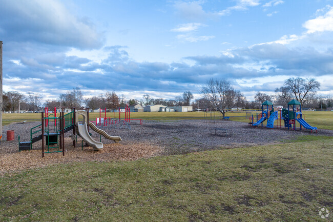 Chillicothe Elementary Center serves grades 4-5.
