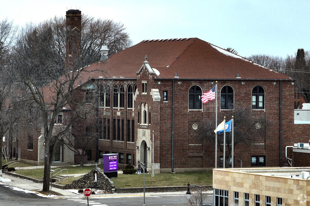 Holy Trinity School enrolls over 100 students in preschool and grades K-12.