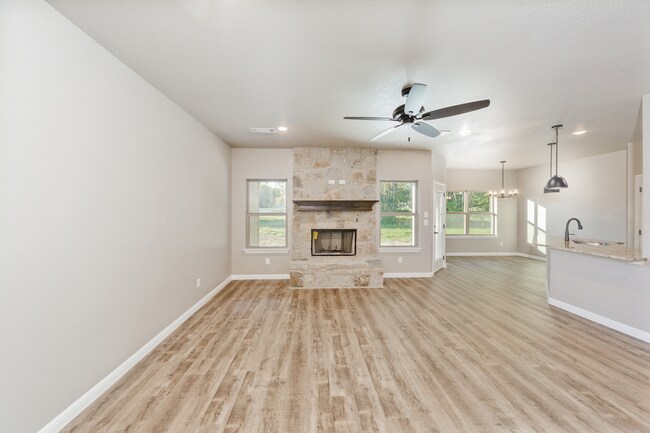 4000 Roan Ct St unit 36473629, Springtown, TX 76082 - photo 6