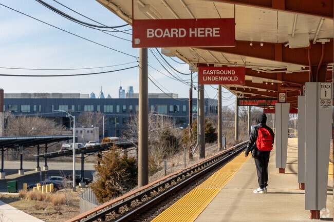 The Ferry Ave PATCO station offers easy access to Philadelphia for Parkside residents.