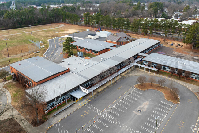 An aerial view of Maude Trevvett Elementary School.