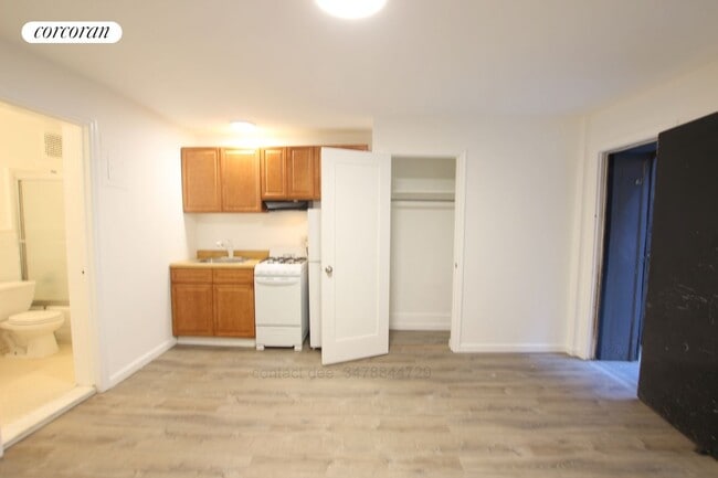 856 W End Ave, New York, NY 10025 - photo 4