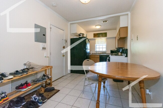 215 Lake Shore Rd unit 2, Brighton, MA 02135 - photo 6