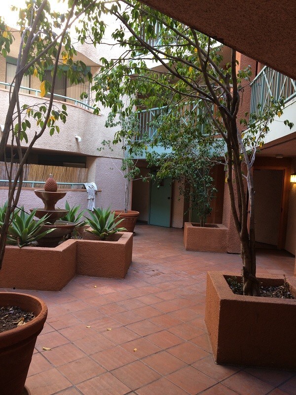 1791 Sycamore Ave N unit 304, Los Angeles, CA 90028 - photo 2