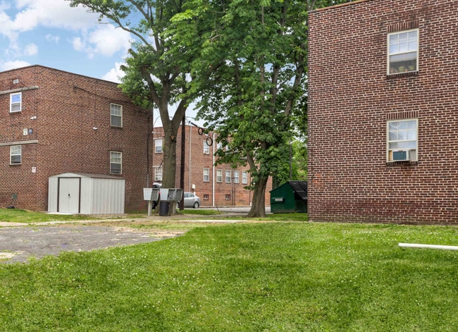 Magnolia Park Apartments, Camden, NJ 08103 - photo 7