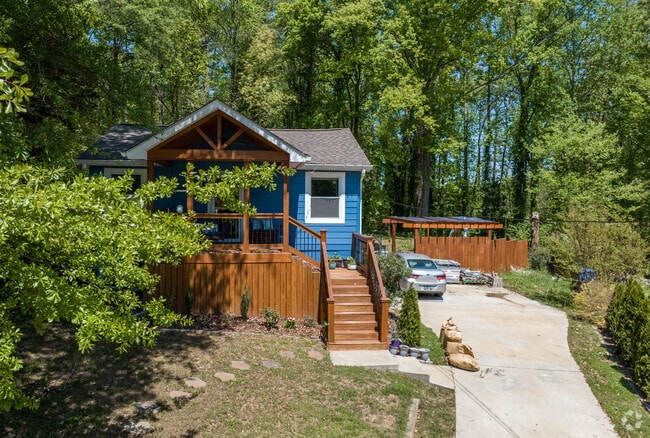 Bungalow homes are also a popular new build style of Dixie Hills.