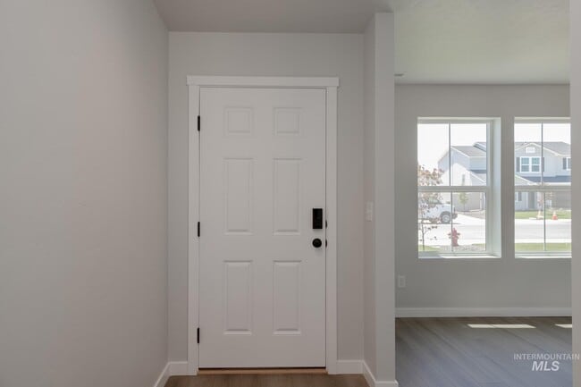 348 N Meadowsweet Ave, Kuna, ID 83634 - photo 2