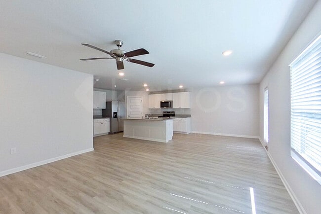 4726 Malay Cir, Milton, FL 32571 - photo 3