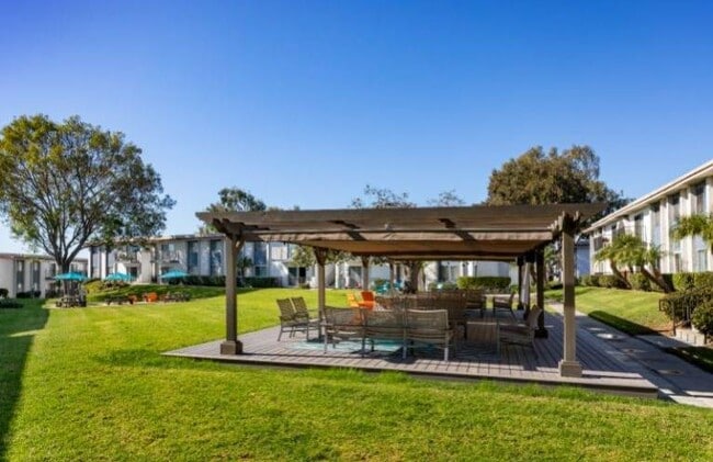 Community Outdoor Lounge