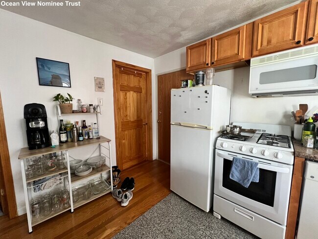 20 Hanover Ave unit 3, Boston, MA 02109 - photo 6