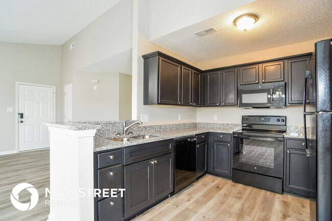 10511 Katie Creek Ct, Charlotte, NC 28213 - photo 7