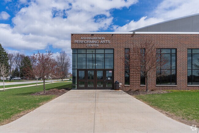 The Ashwaubenon Performing Arts Center hosts concerts, plays, and community events.