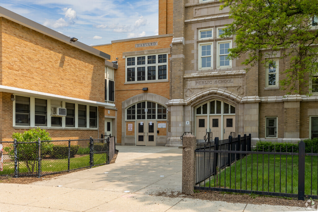 Harvard Elementary School, Chicago IL Rankings & Reviews - Homes.com