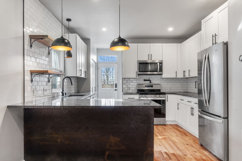 1149 Summit St, Columbus, OH 43201 - photo 1