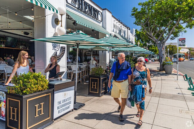 The Henry offers high end dining close to the Silver Strand.