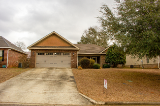 104 Sagewood Ln, Enterprise, AL 36330