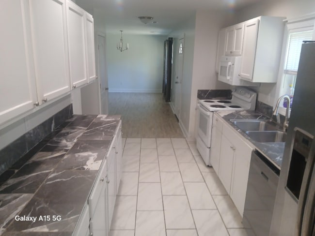 230 Northwest Ave, Swannanoa, NC 28778 - photo 4