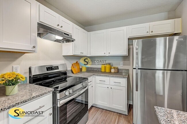 9532 Hood Rd, Jacksonville, FL 32257 - photo 4