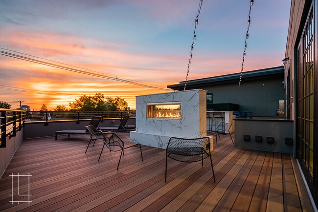 4th Crossing, Columbus, OH 43201 - photo 5