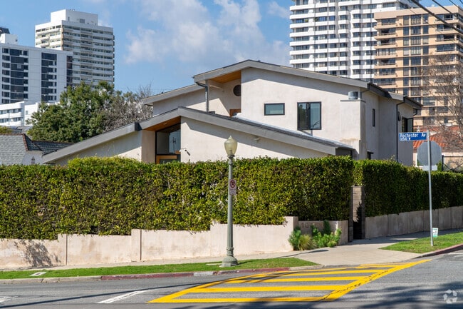 Modern and spacious single family homes in Century City.
