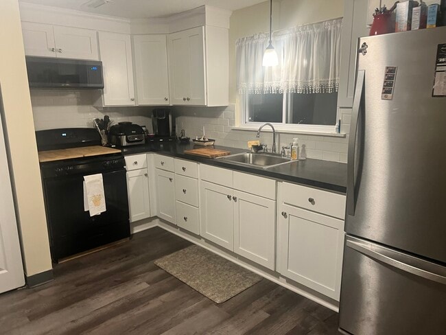 NEW KITCHEN