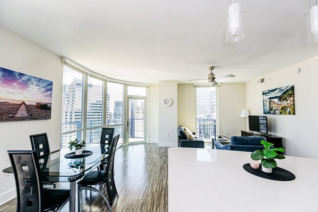 225 S Poplar St unit ID1013816P, Charlotte, NC 28202 - photo 7