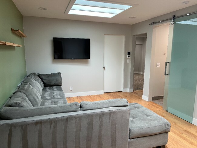 438 N Center St unit 404, Salt Lake City, UT 84103 - photo 3