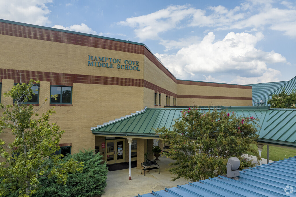 Hampton Cove Middle School is a 6th through 8th grade middle school in Madison County Alabama.