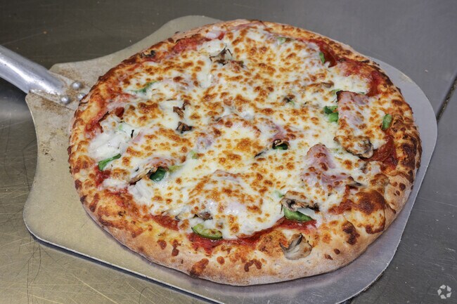 Sams Pizza is the place to go for pizza lovers in Spotsylvania Courthouse.