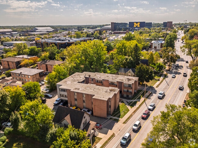 813 S Main St, Ann Arbor, MI 48104 - photo 6