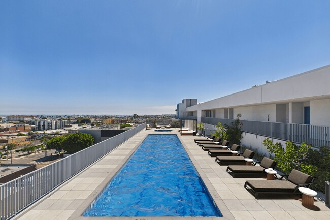 Thrive on 5th, San Pedro, CA 90731 - photo 4