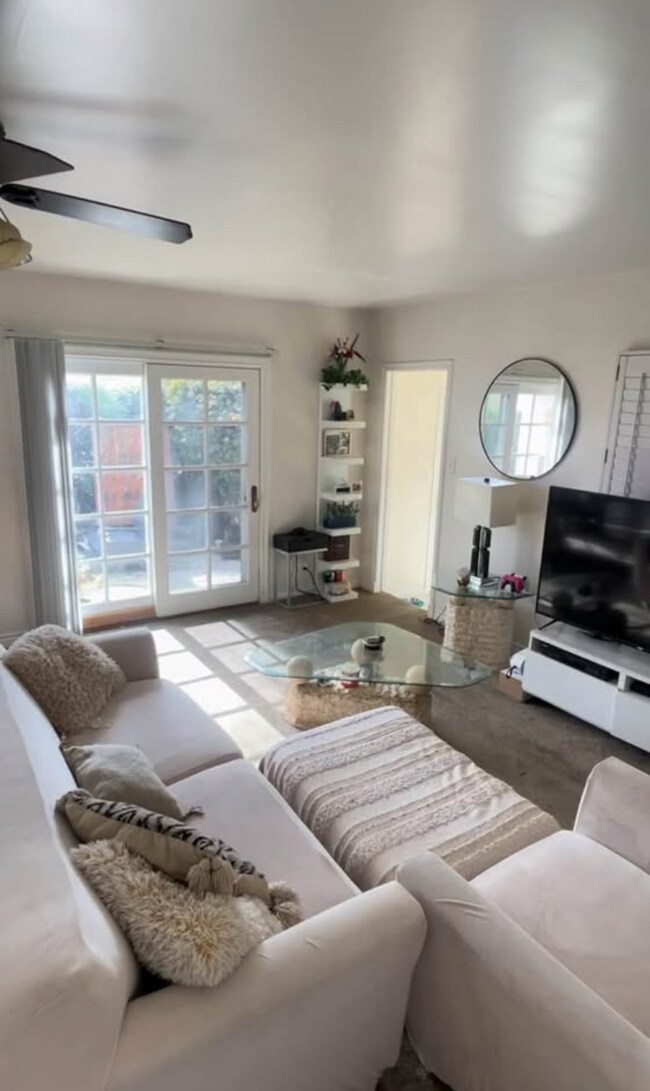 1141 S Alma St, San Pedro, CA 90731