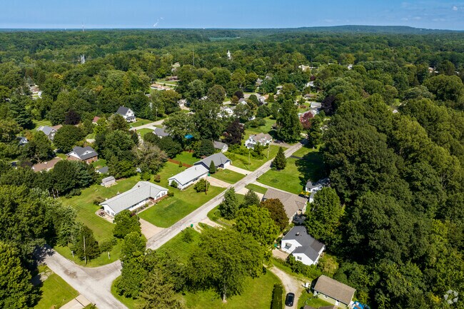 Many home styles can be found in Kirtland’s downtown area.