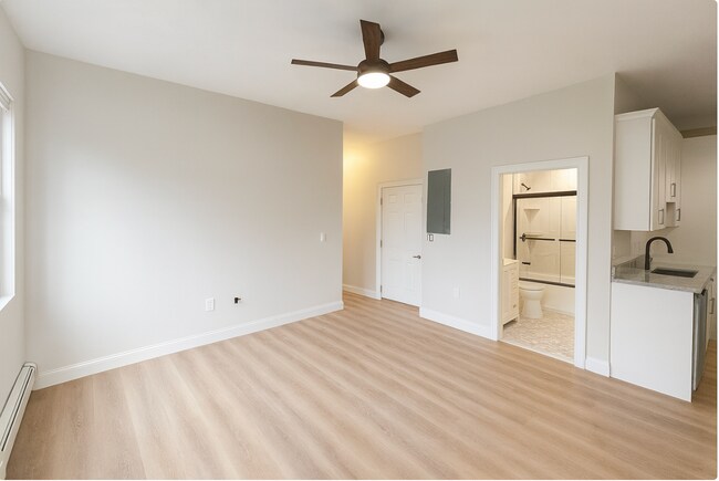 53 White St unit 2, Boston, MA 02128 - photo 3