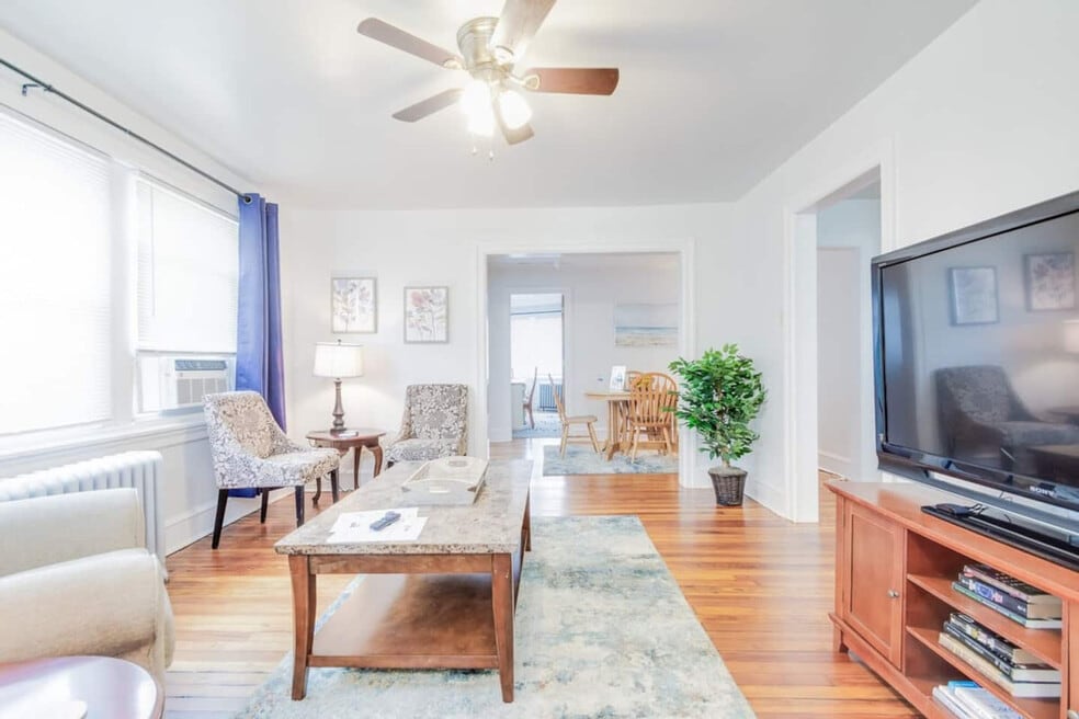 602 Old Lancaster Rd unit ID1321806P, Bryn Mawr, PA 19010 - photo 1