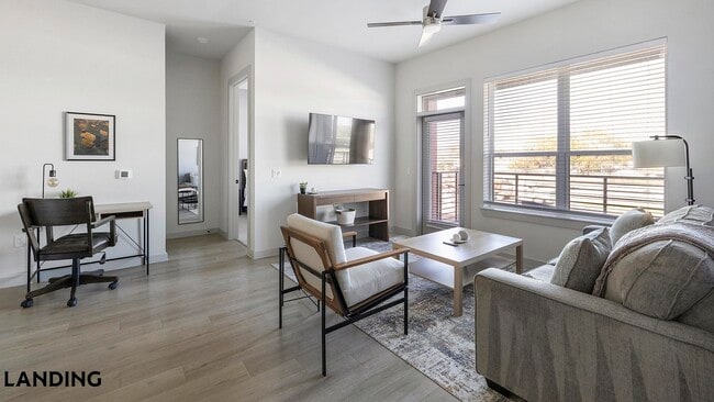 1345 E 15th St unit 203, Plano, TX 75074 - photo 3