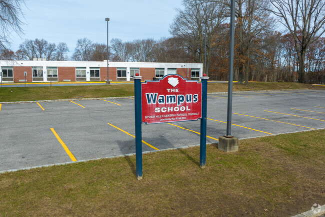 Wampus Elementary School is perfect for little learners.