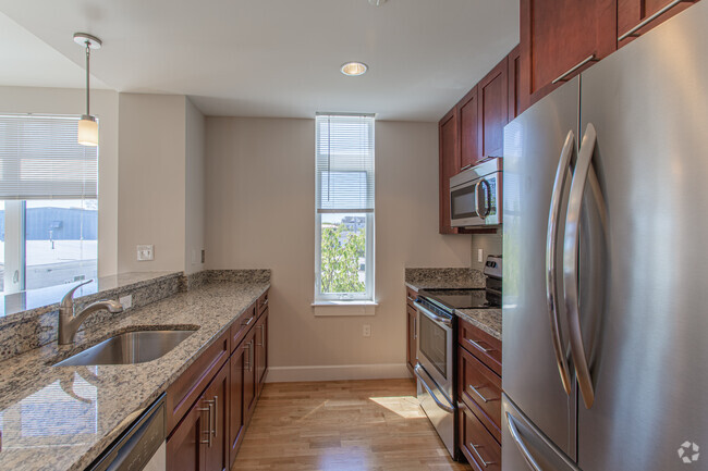 2 BR 2 BA Werners Pond