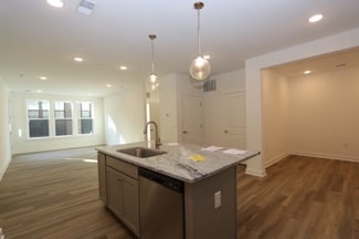 21731 Dovekie Terrace Unit 407, Ashburn, VA 20147