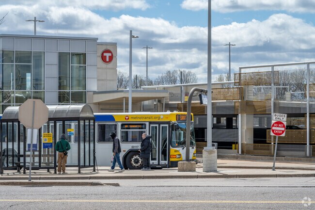 Kohlman Lake commuters utilize the transit station at the Maplewood Mall.
