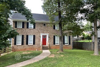 5066 Stoney Point Ln, Stone Mountain, GA 30088